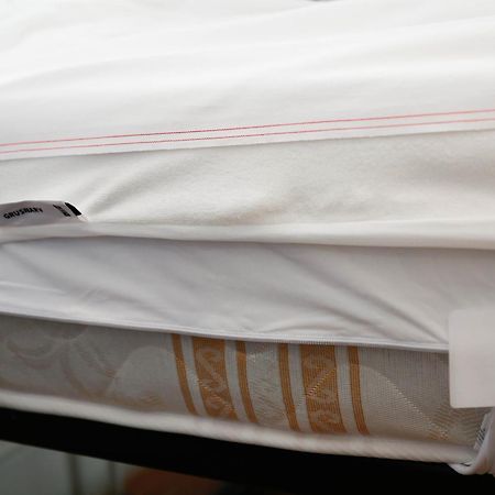 New Luxury Rooms In The Heart Of London Next To Shops, Cafes, Bars & Metro With Shared Bathrooms 外观 照片