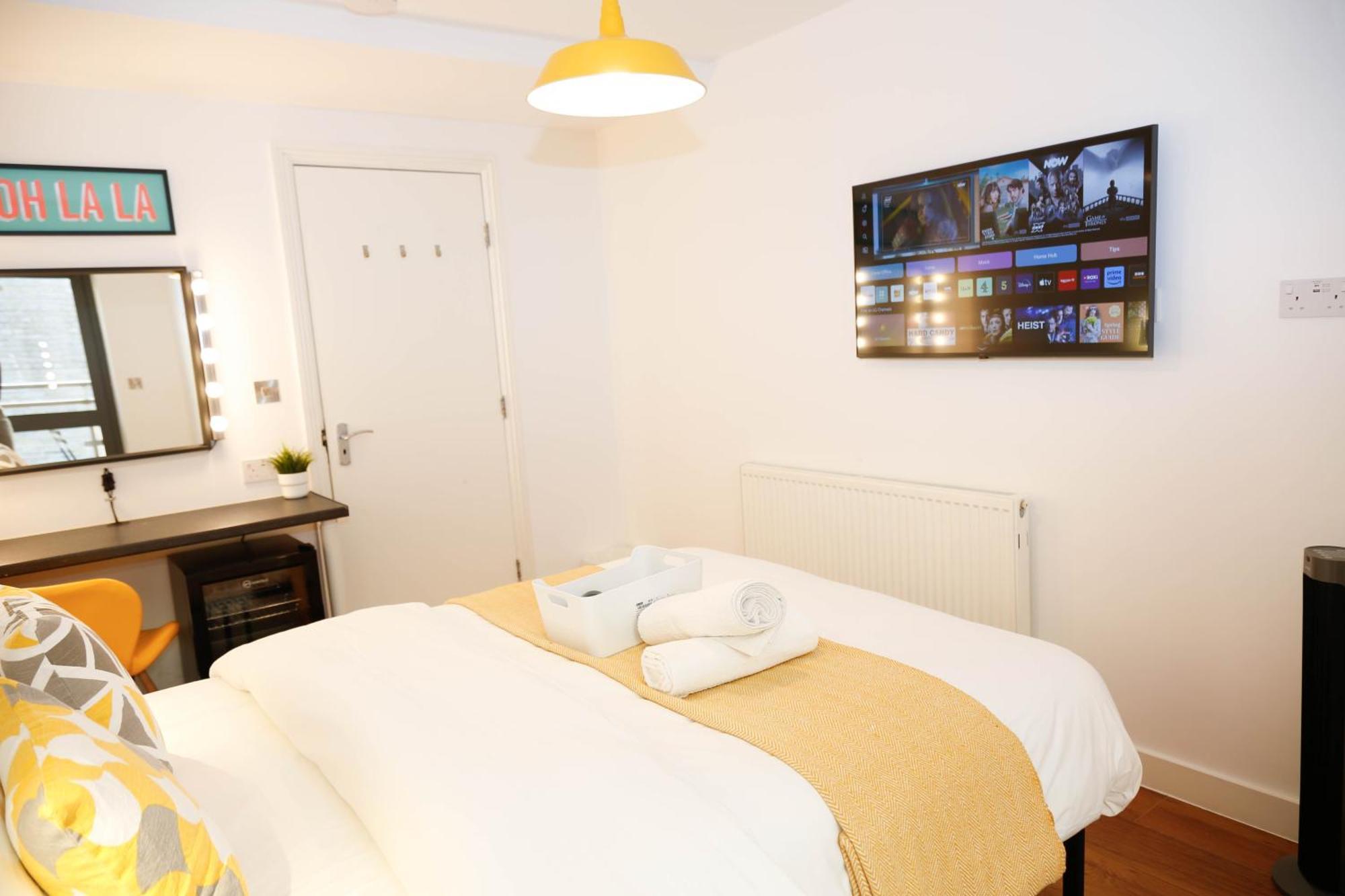 New Luxury Rooms In The Heart Of London Next To Shops, Cafes, Bars & Metro With Shared Bathrooms 外观 照片
